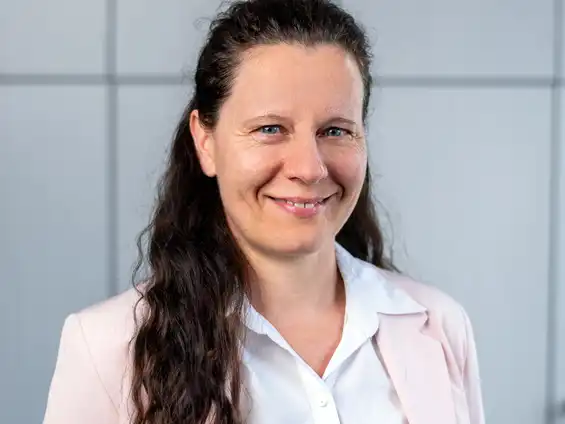 Steuerberaterin Anett Altenburg 